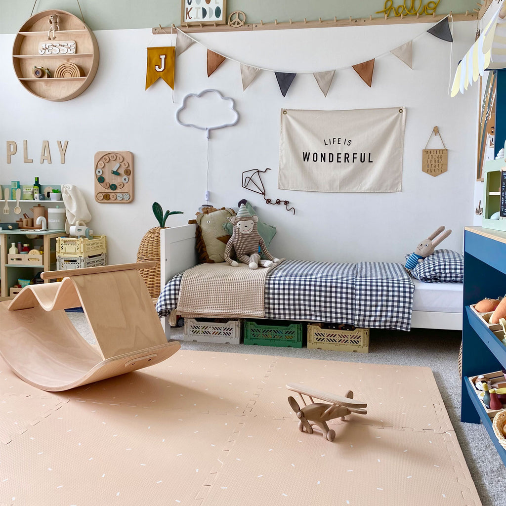 Gus and Beau Premium Baby Playmat in Confetti Design – gus + beau