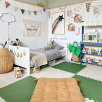 Plain Playmat Set in Forest Green + Cream